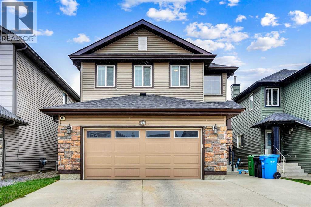 57 Saddleland Dr NE, Calgary, AB T3J 5J3
