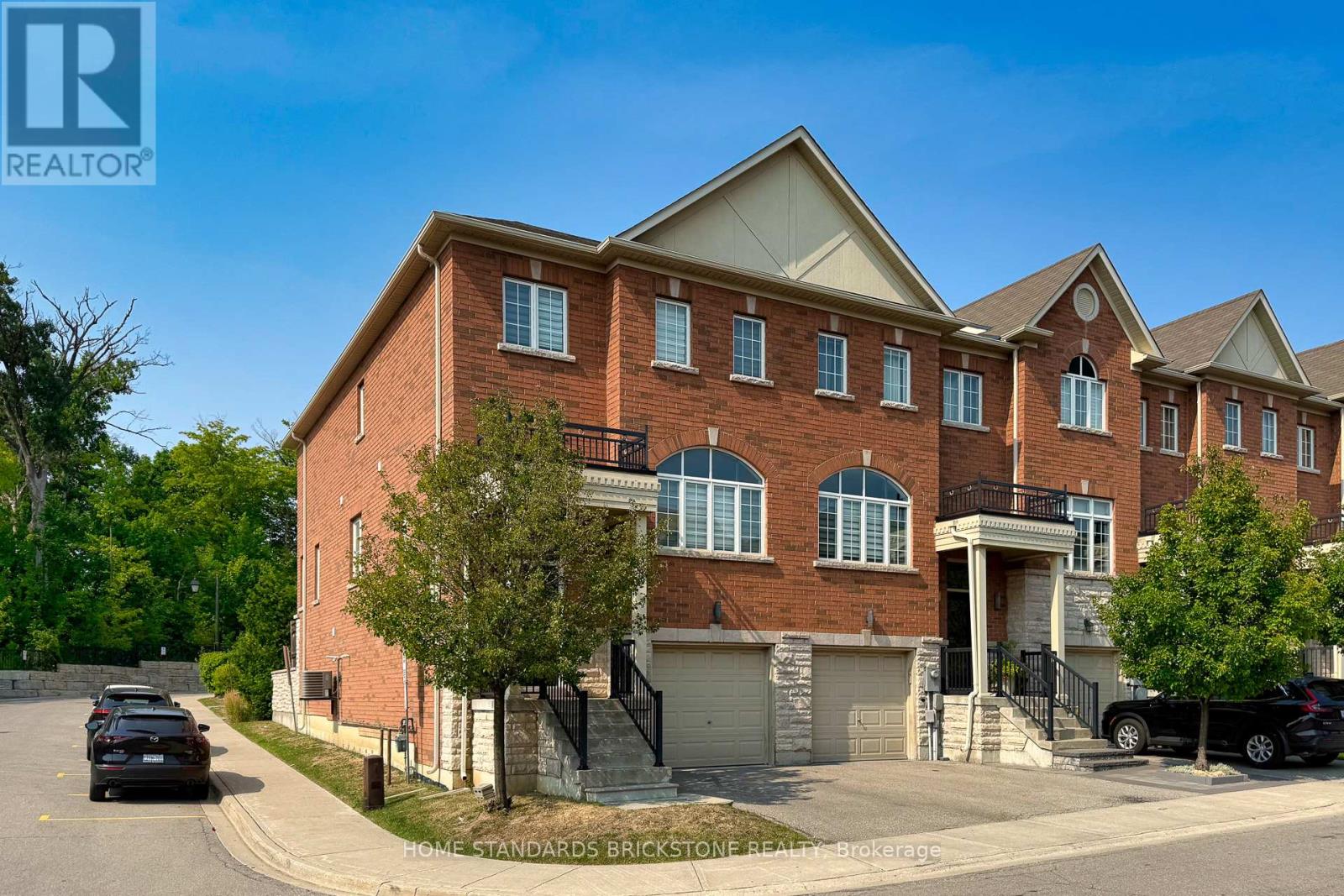 28 8777 Dufferin St, Vaughan, ON L4J 8W3