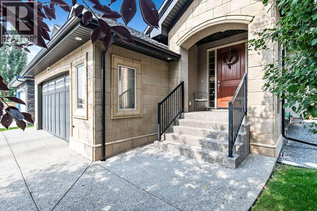 608 Montgomery Close SE, High River, AB T1V 0B7