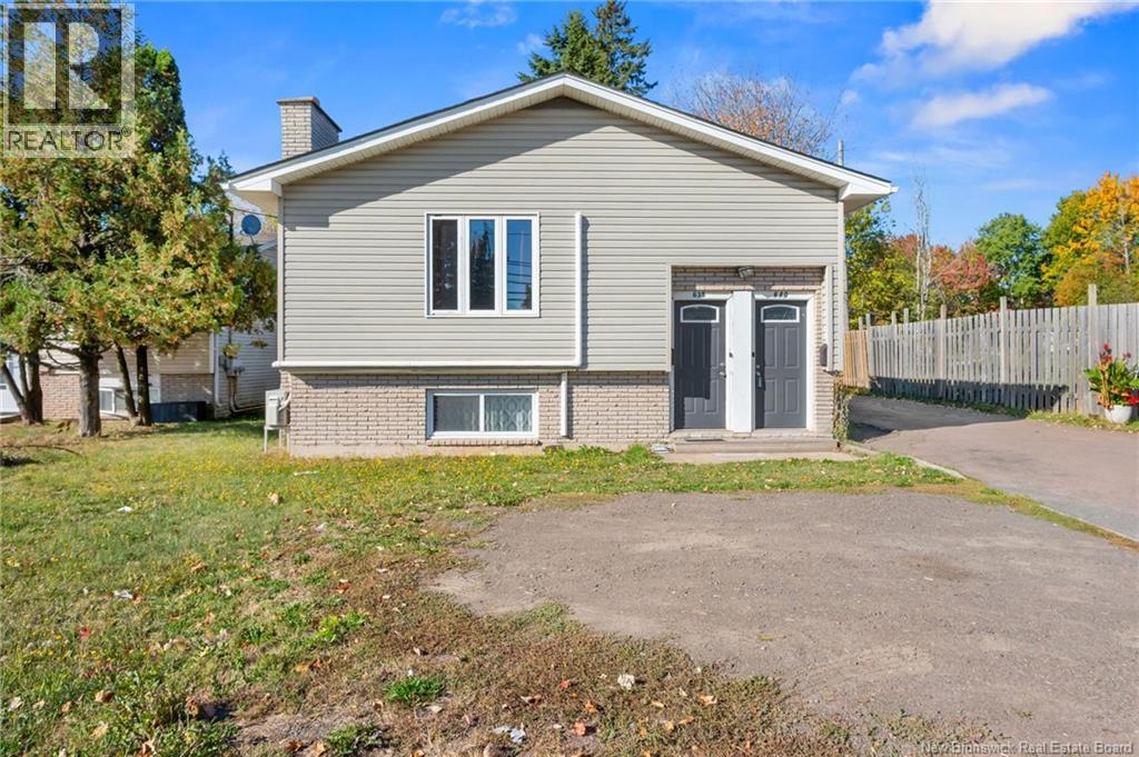 638-640 Elmwood Dr, Moncton, NB E1A 2X5