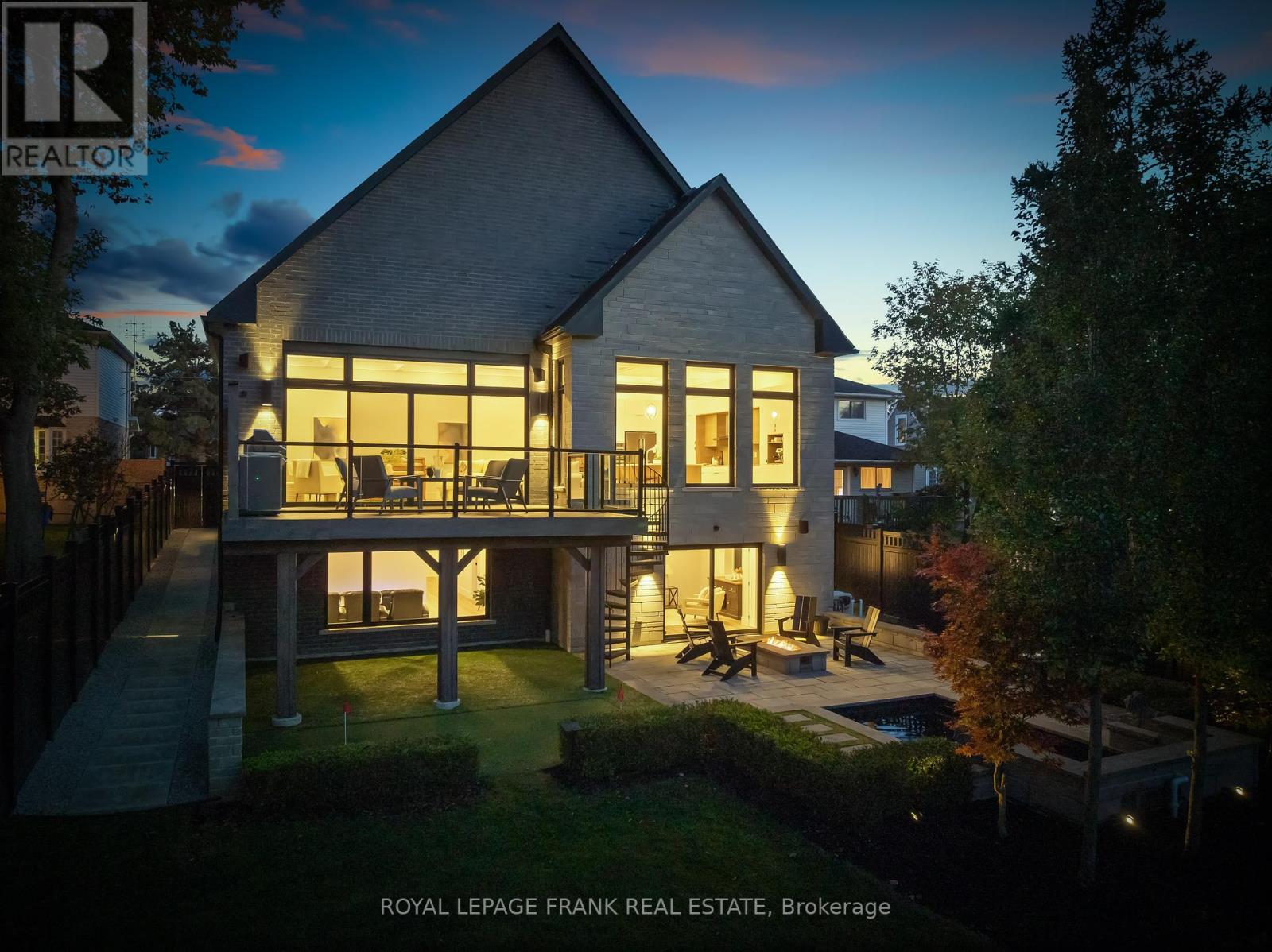 1430 Nash Rd, Clarington, ON L1E 2K1