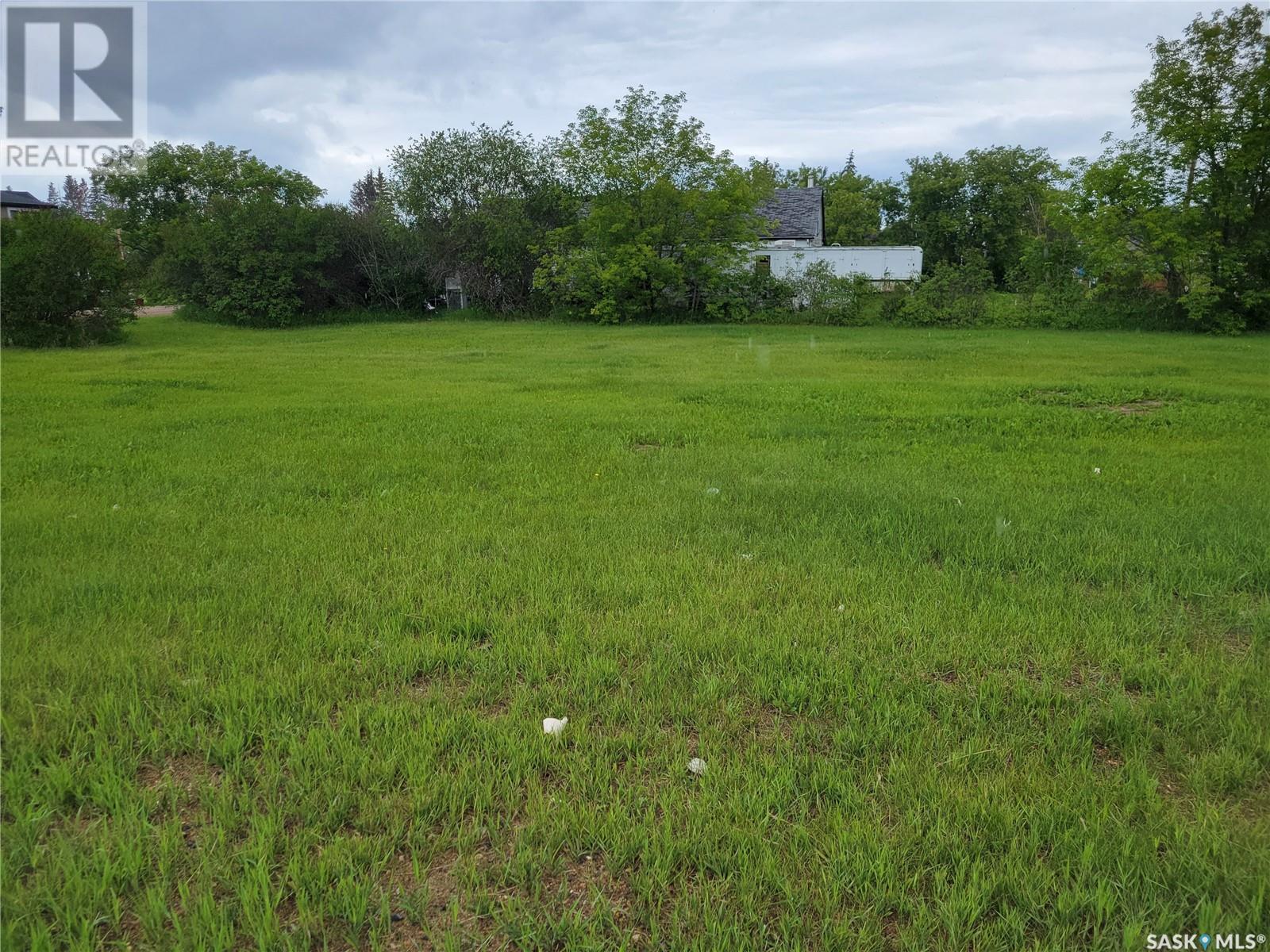 172 174 1st St W, Pierceland, SK S0M 2K0