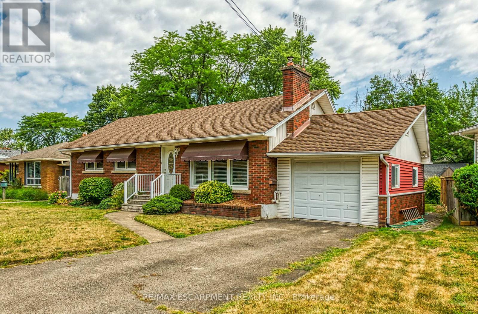 25 Elm Ridge Dr, St. Catharines, ON L2T 2A7