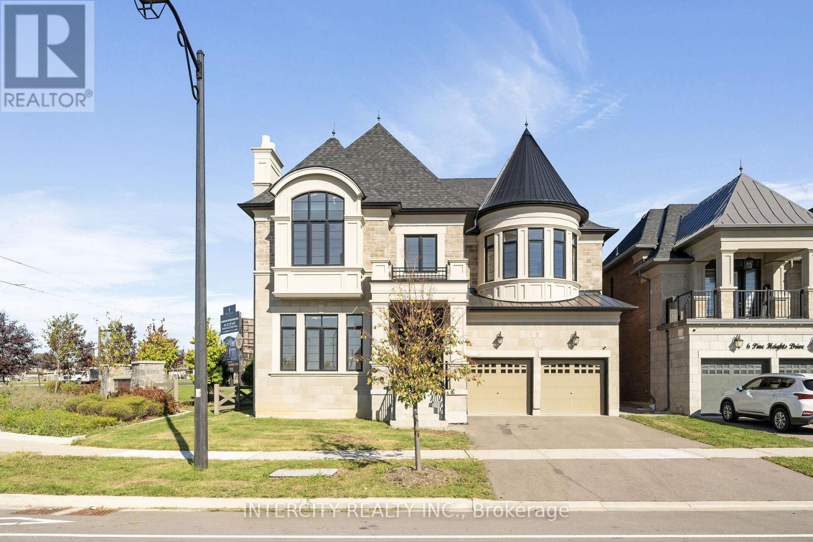 2 Pine Heights Dr, Vaughan Vellore Village, ON L4H 5C9