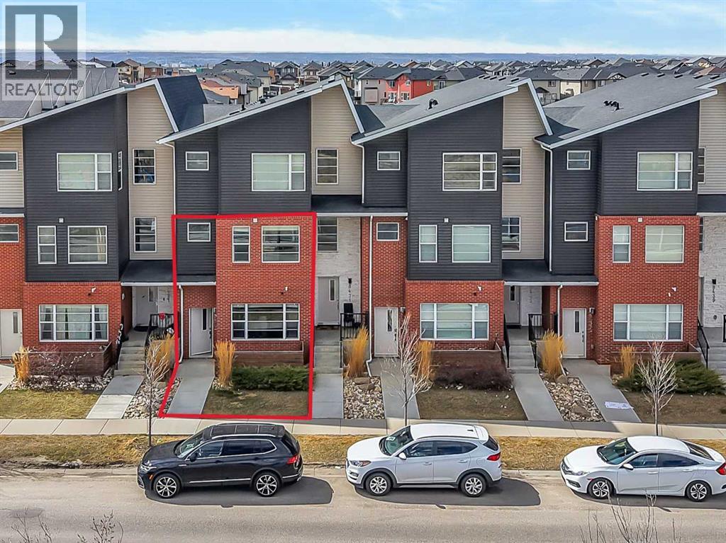 8429 Saddlebrook Dr NE, Calgary, AB T3J 0B4