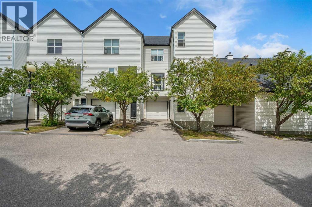 200 Hidden Hills Terrace Nw Unit 13, Calgary, AB T3A 6E8