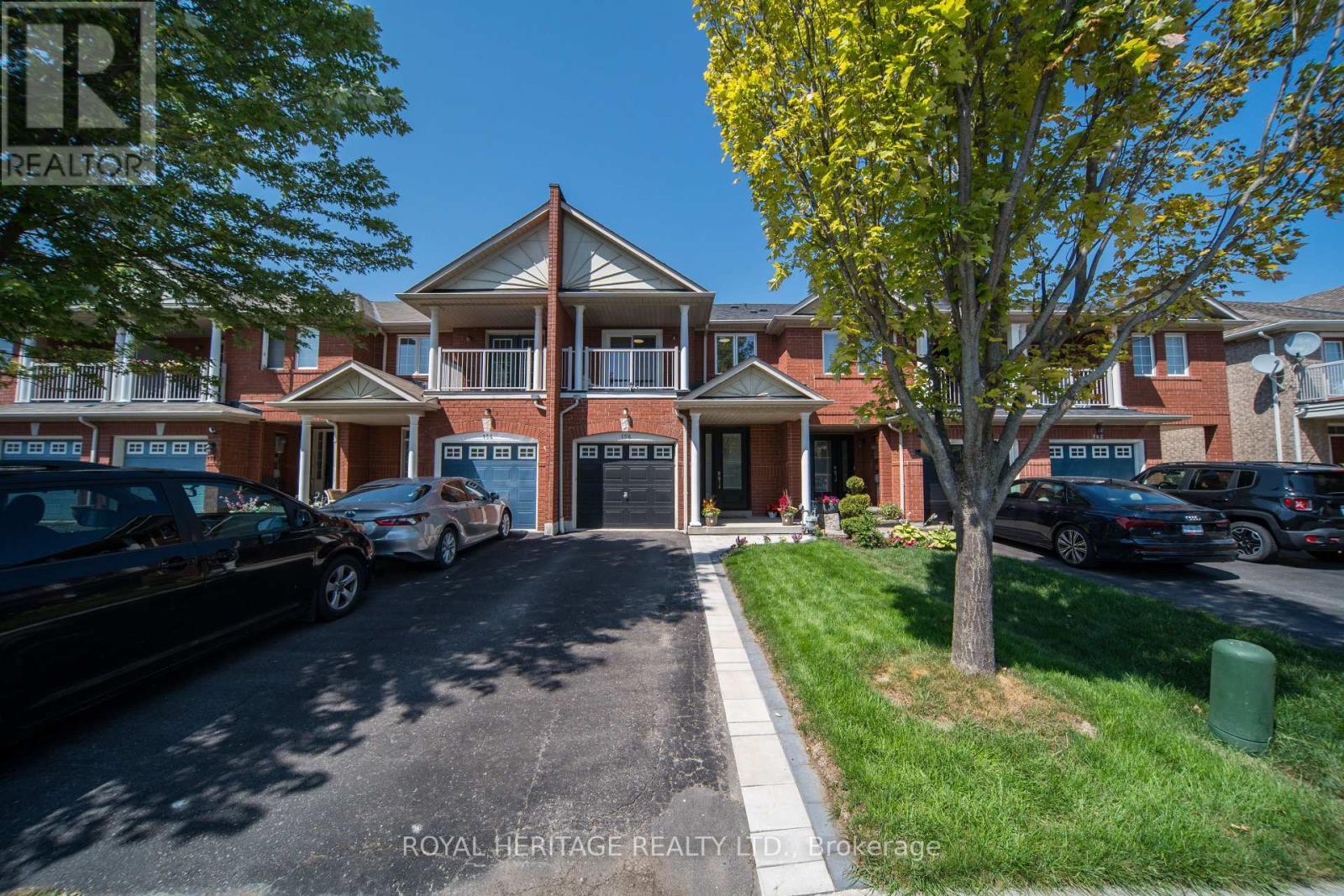 158 Angier Cres, Ajax, ON L1S 7R7