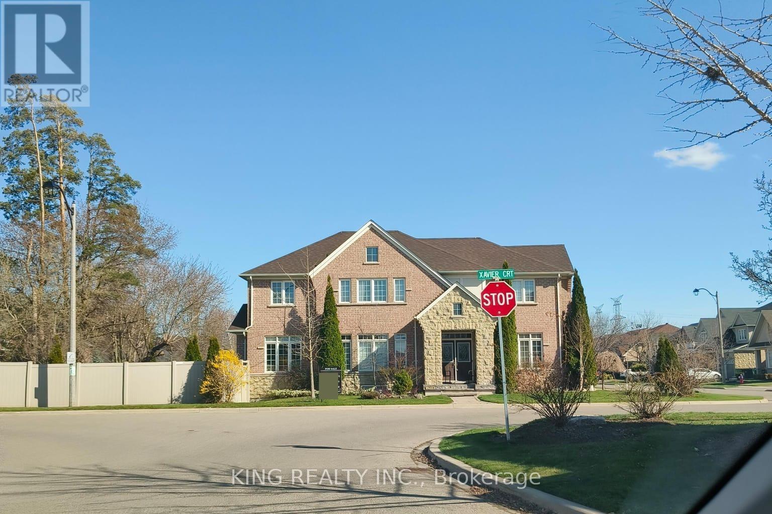 3 Xavier Ct, Brampton Bram West, ON L5Y 5S1