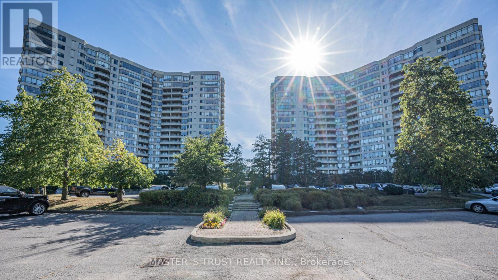 507 150 Alton Towers Cir, Toronto, ON M1V 4X7