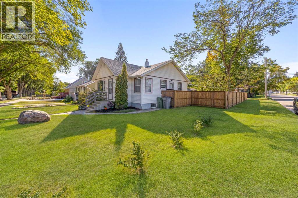 49 Street Unit 5519, Lloydminster, AB T9V 0L2