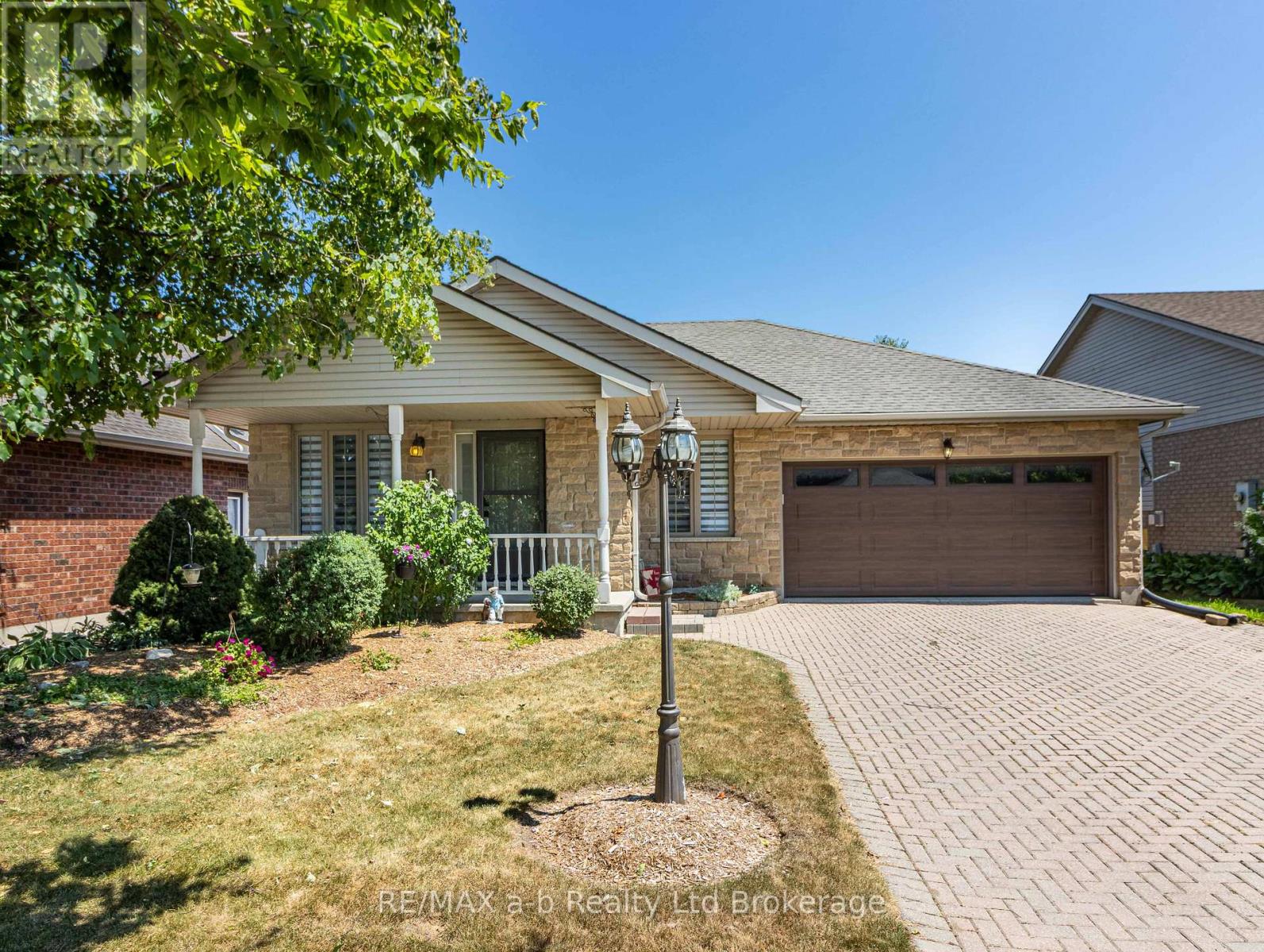 18 Oriole Cres, Woodstock, ON N4T 1T1
