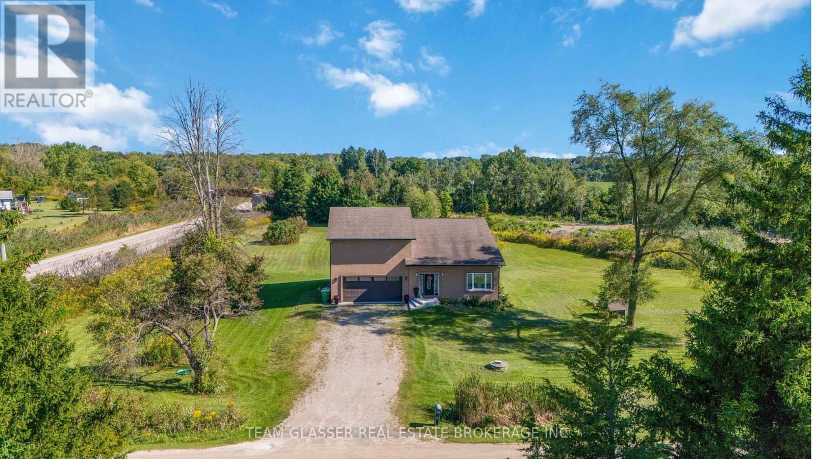6571 Carroll Dr, Southwest Middlesex, ON N0L 1T0