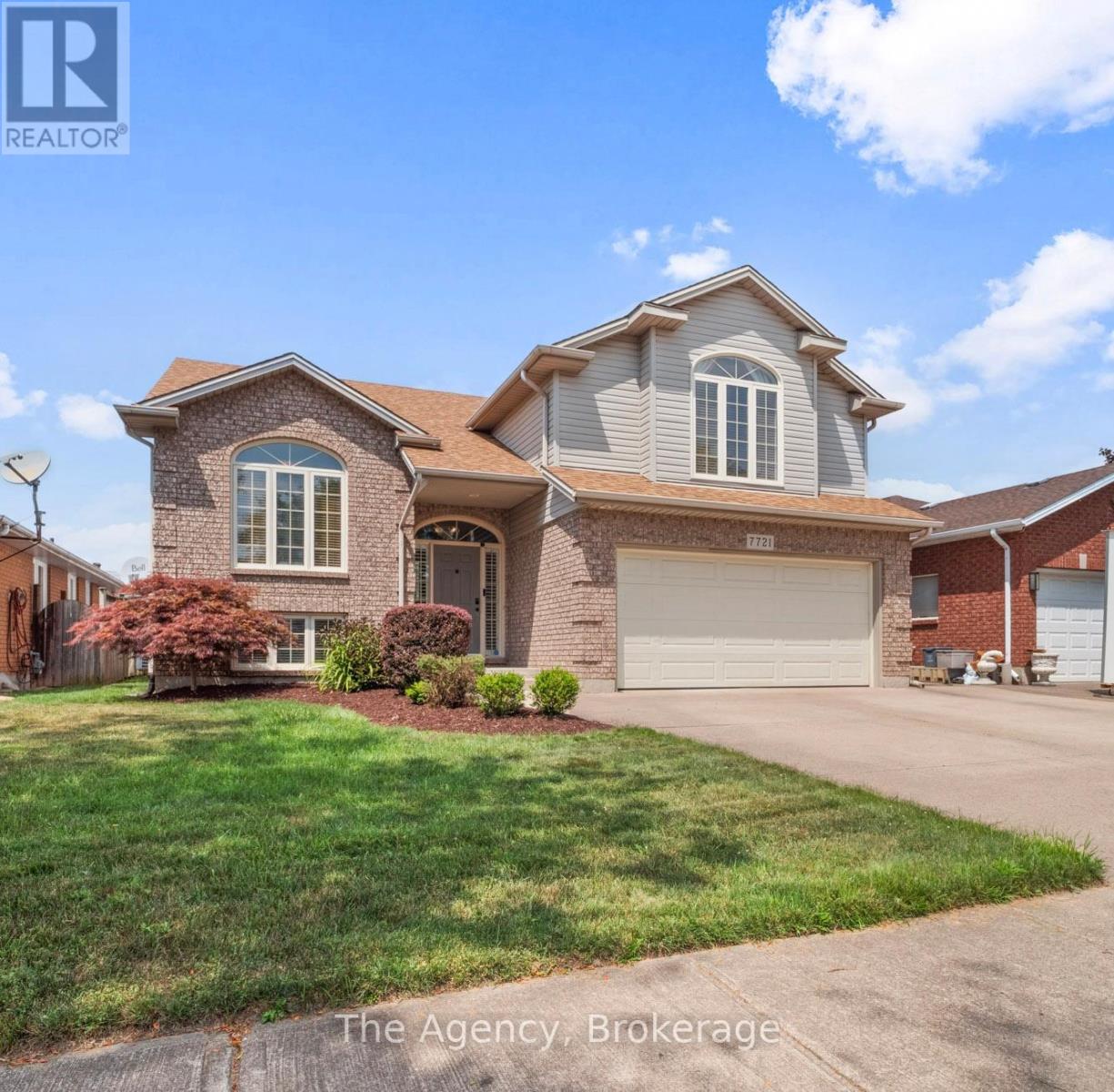 7721 Parkview Cres, Niagara Falls, ON L2H 2X4