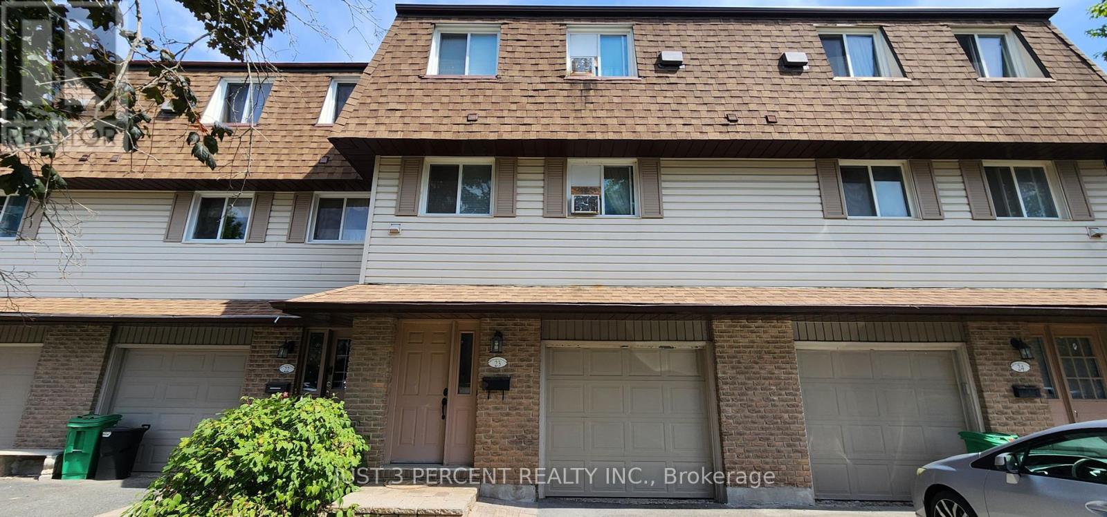 30 Champlain Crescent Ward 5, Peterborough, ON K9L 1T1