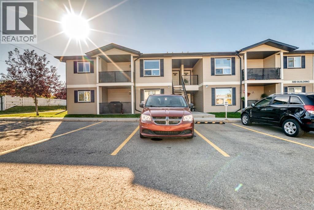 8 Bayside Place Unit 303, Strathmore, AB T1P 0E1