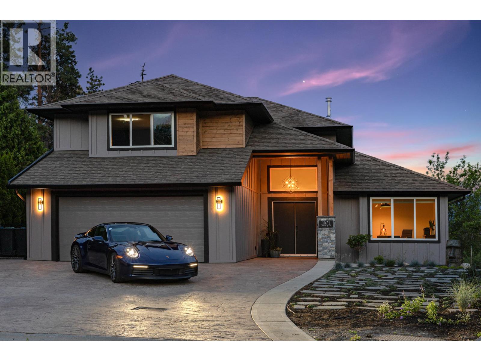 1671 Lindsay Dr, Kelowna, BC V1V 2P7