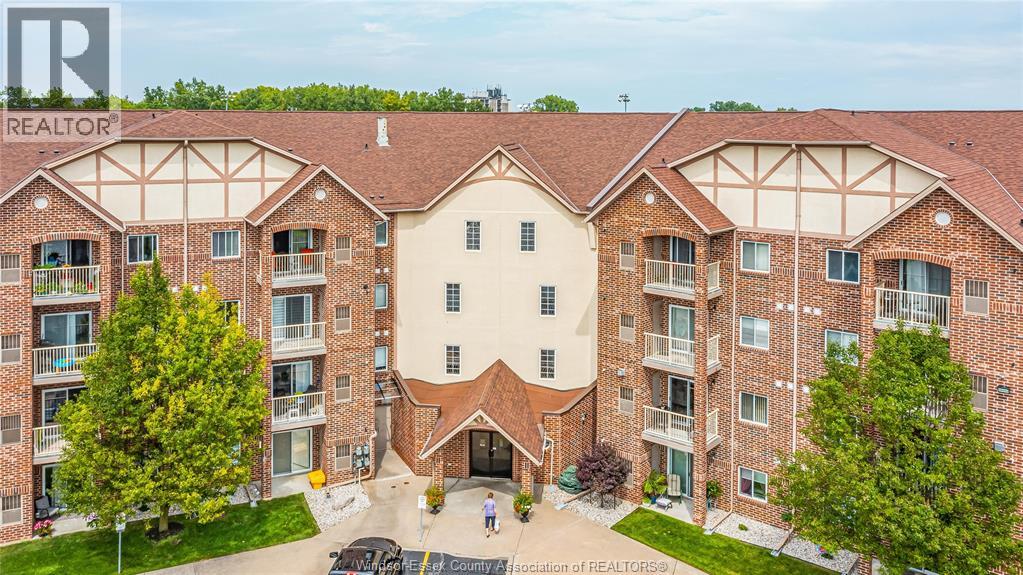 3160 Wildwood Drive Unit 206, Windsor, ON N8R 2K8