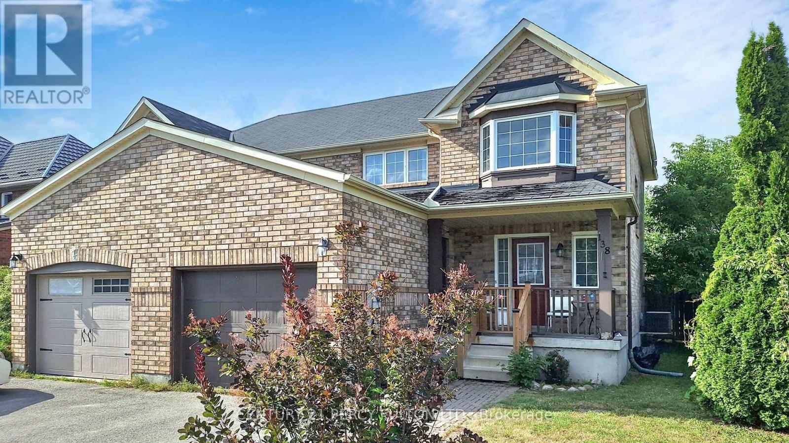 138 Tunbridge Rd, Barrie Georgian Drive, ON L4M 6T1