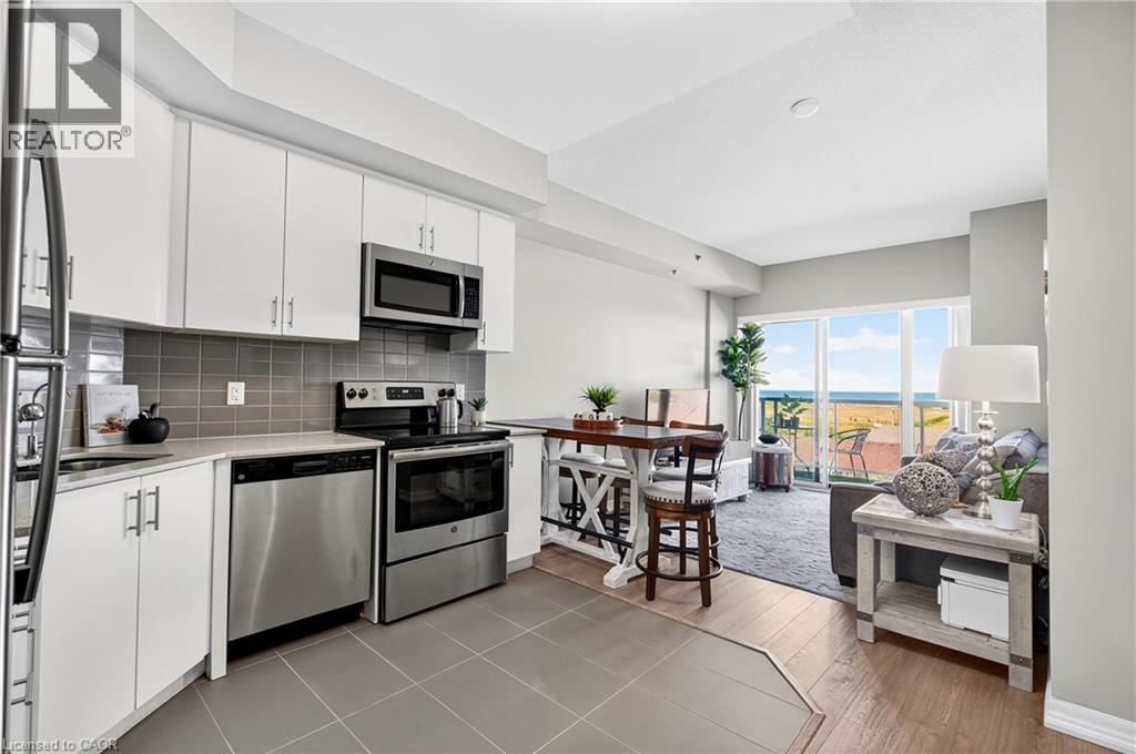 560 N Service Road Unit 505, Grimsby, ON L3M 0G3