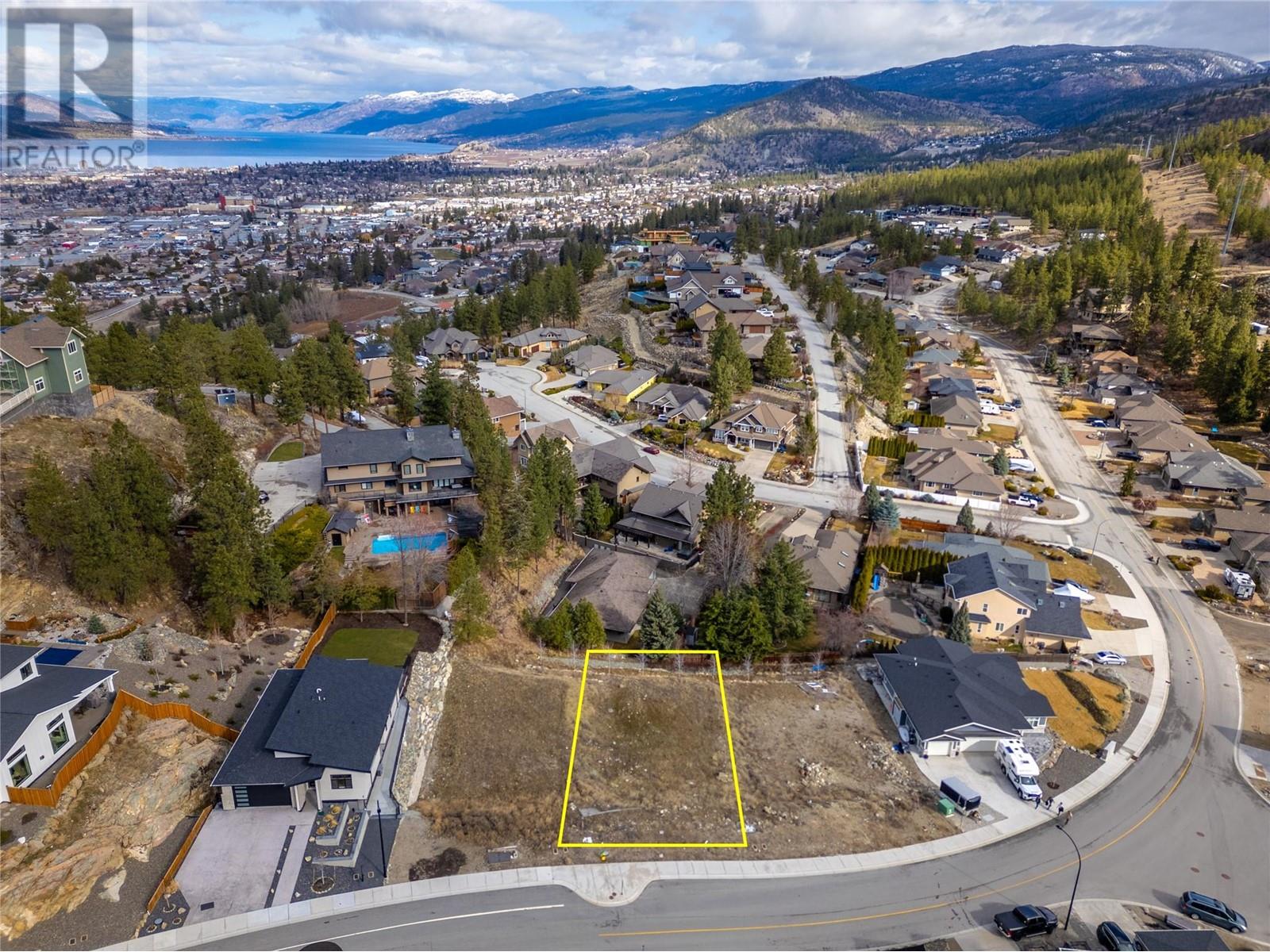 3255 Evergreen Dr, Penticton, BC V2A 0H9