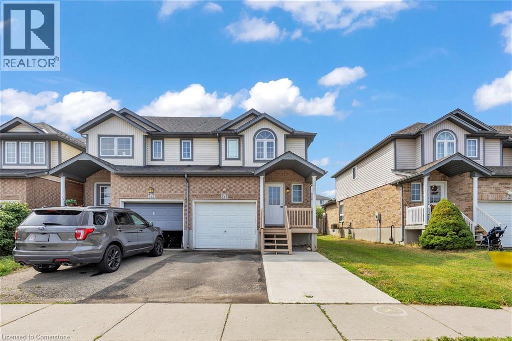 244 Activa Ave, Kitchener, ON N2E 3T9