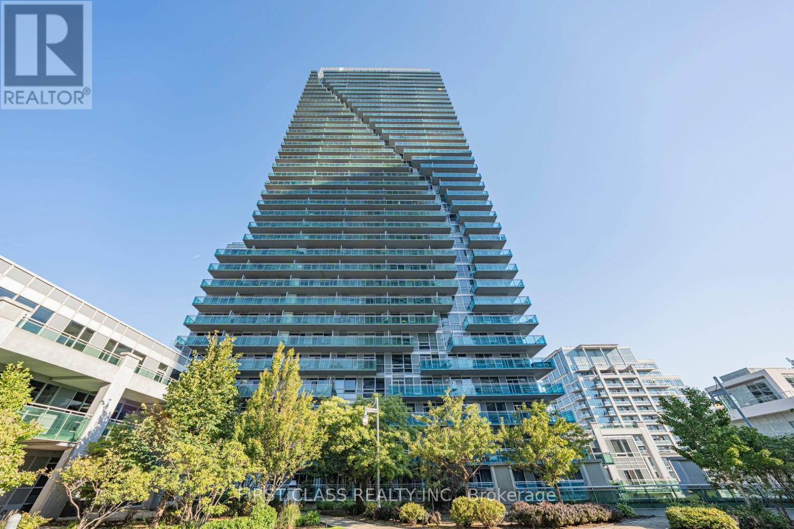 2410 16 Brookers Ln, Toronto, ON M8V 0A5