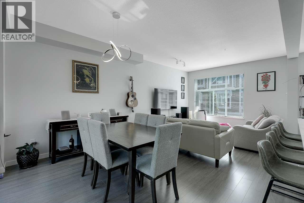 23061 Lougheed Highway Unit 2802, Maple Ridge, BC V2X 4L3