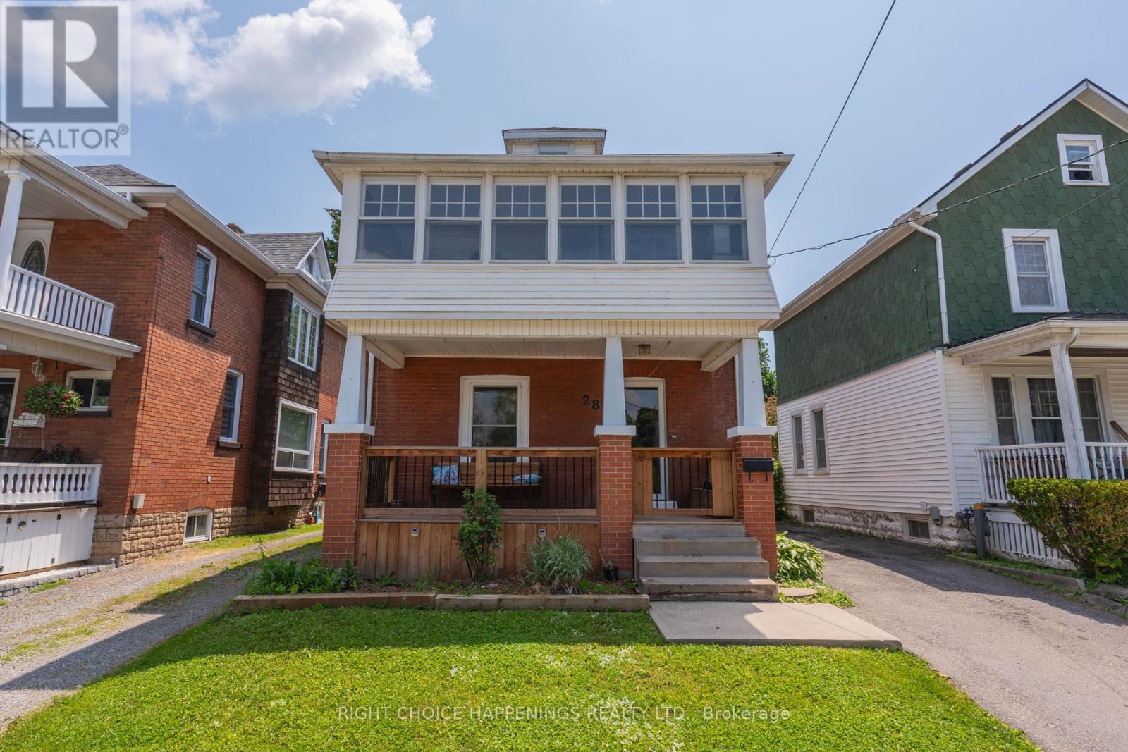 28 Margery Rd, Welland, ON L3B 2P6