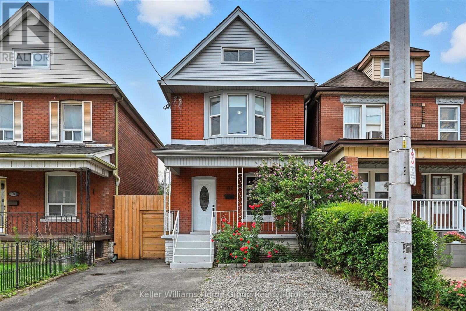 82 Rosemont Ave, Hamilton, ON L8L 2M5
