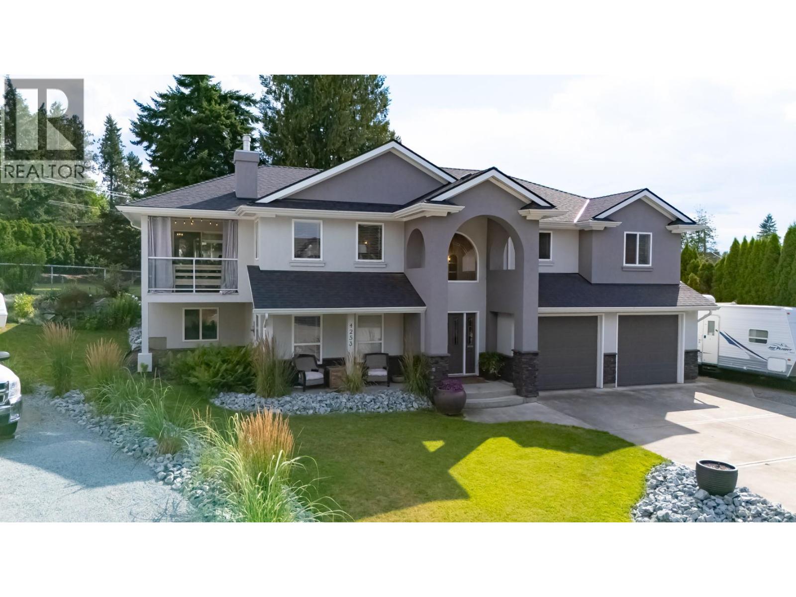 4253 Eso Ct, Kelowna, BC V1W 4A4