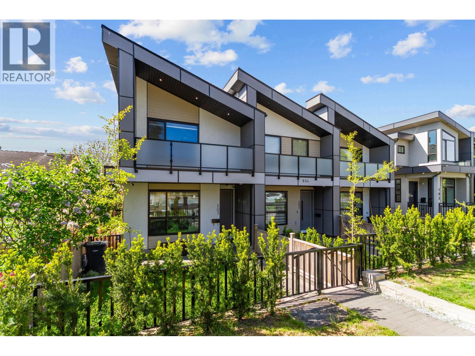954 Edgar Avenue Unit 103, Coquitlam, BC V3K 2J9