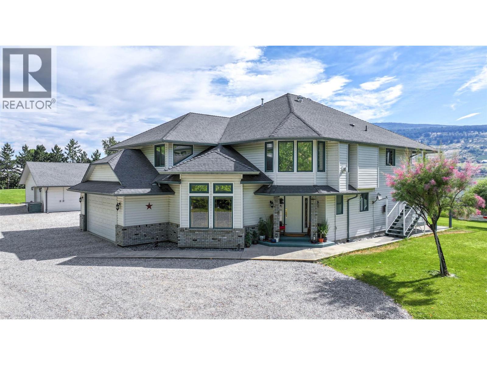 7821 Old Kamloops Rd, Vernon, BC V1H 1W8