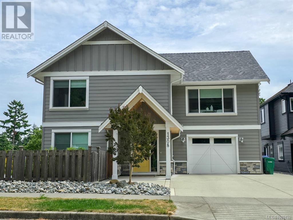 1308 Fielding Rd, Nanaimo, BC V9X 1K8