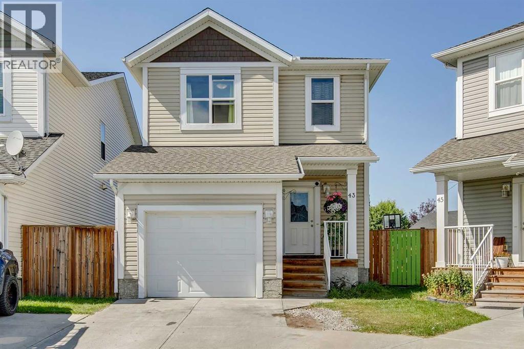 43 Sunrise Cres NE, High River, AB T1V 0B9