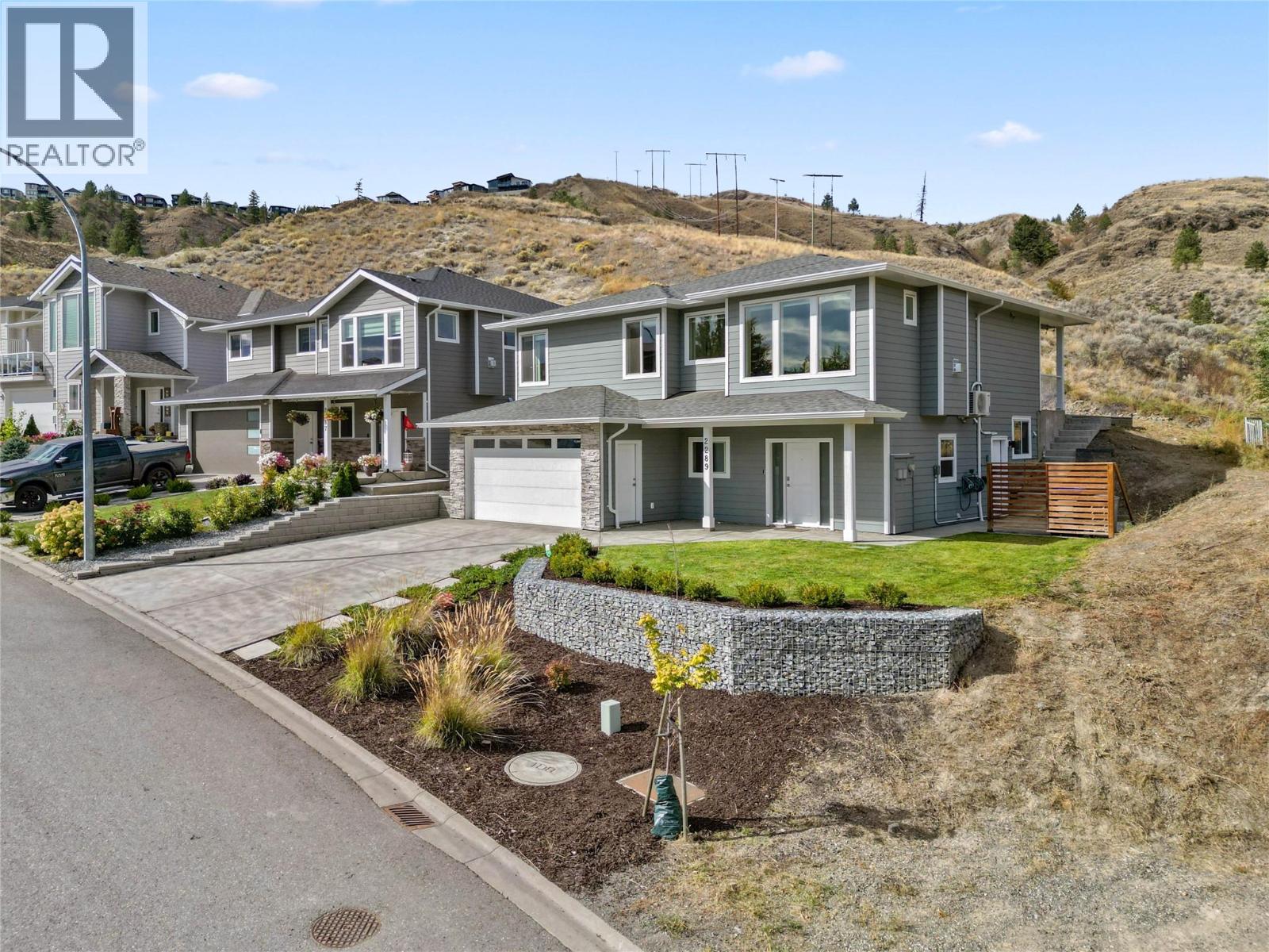 2289 Grasslands Blvd, Kamloops, BC V2B 0E3