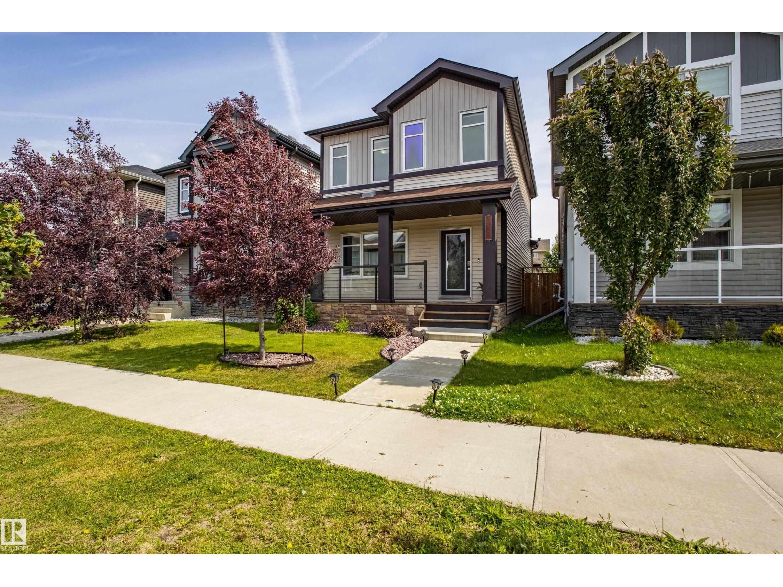 2407 Casey Link SW, Edmonton, AB T6W 3N1