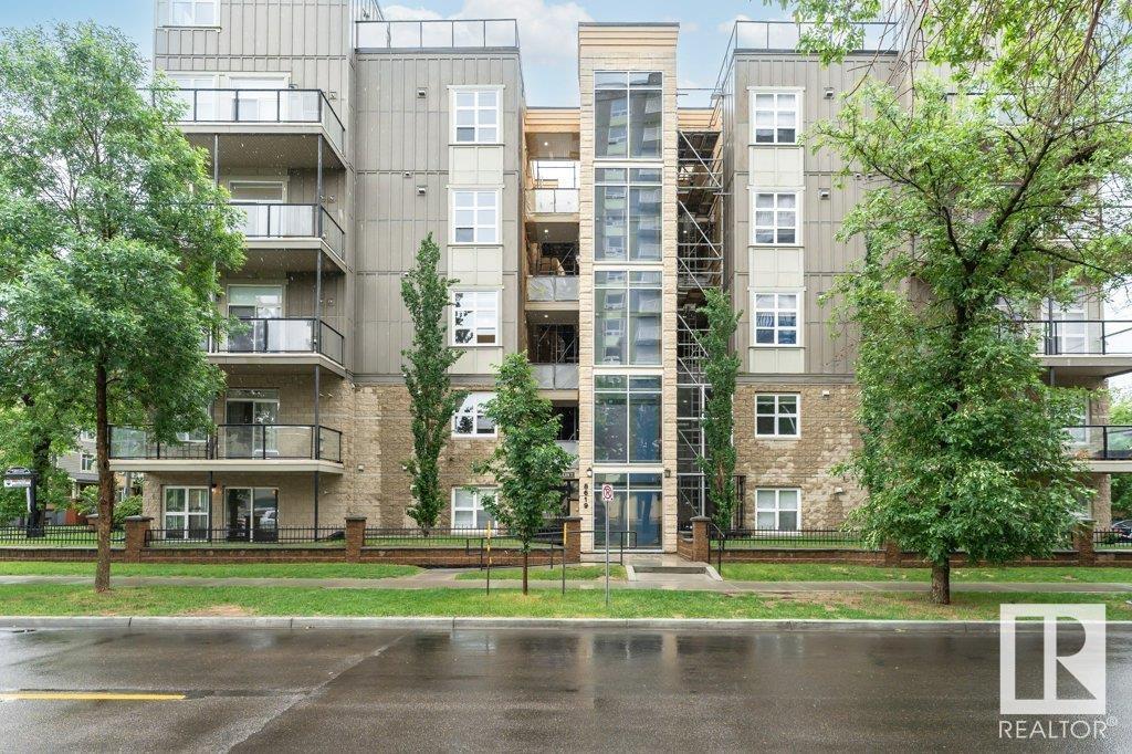 8619 111 Street Northwest #106, Edmonton, AB T6G 2W1