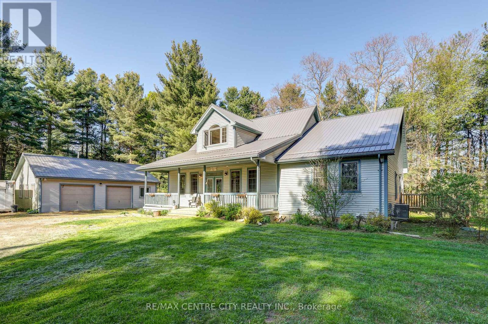 35035 Lake Line, Southwold, ON N5L 1J1