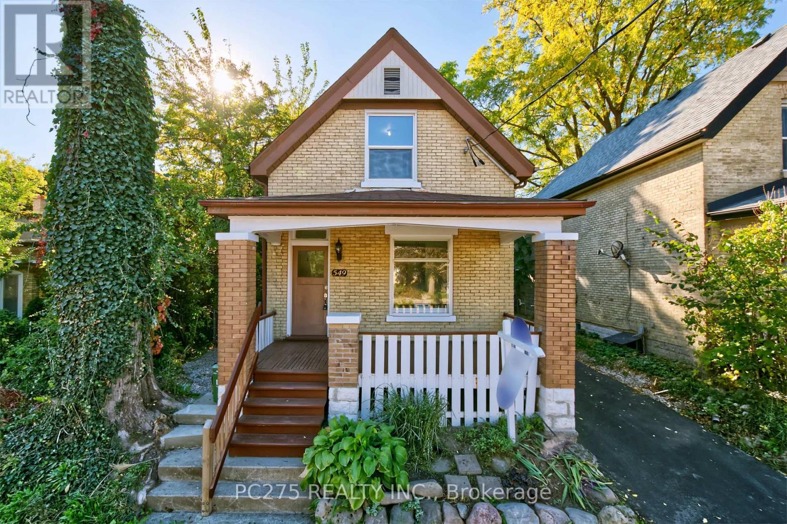 549 Quebec St, London, ON N5W 3Y9