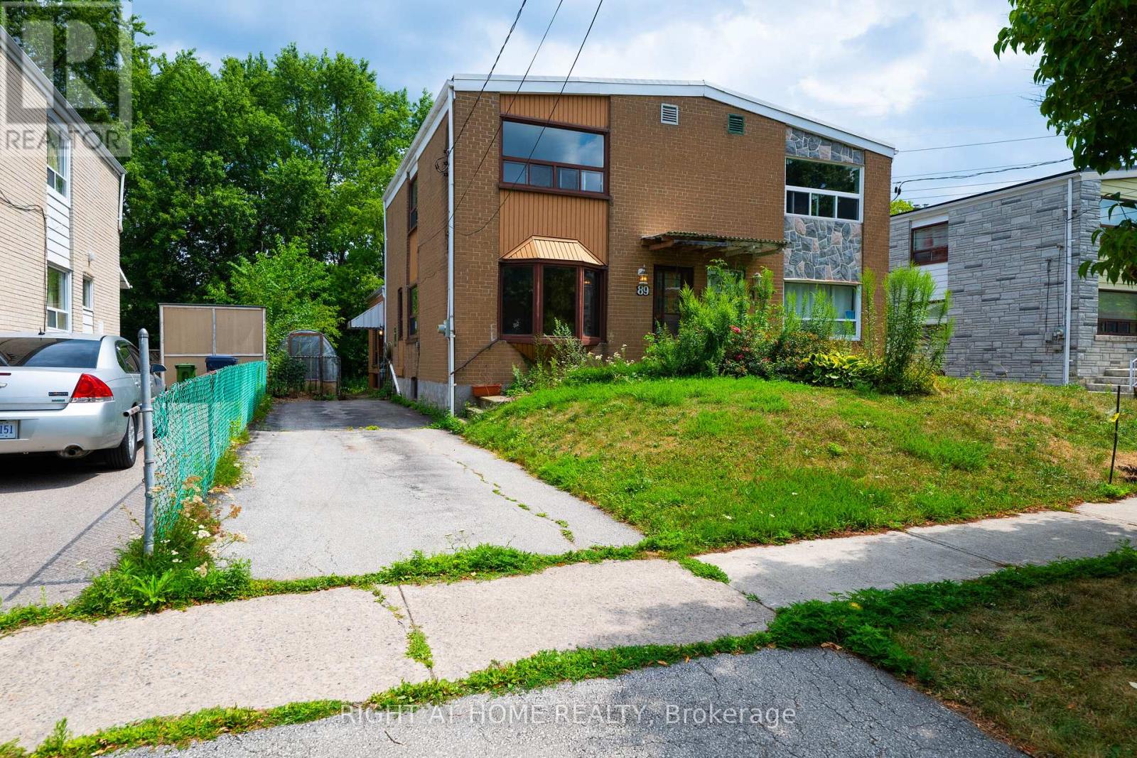 89 Chelwood Rd, Toronto Ionview, ON L1H 1C7