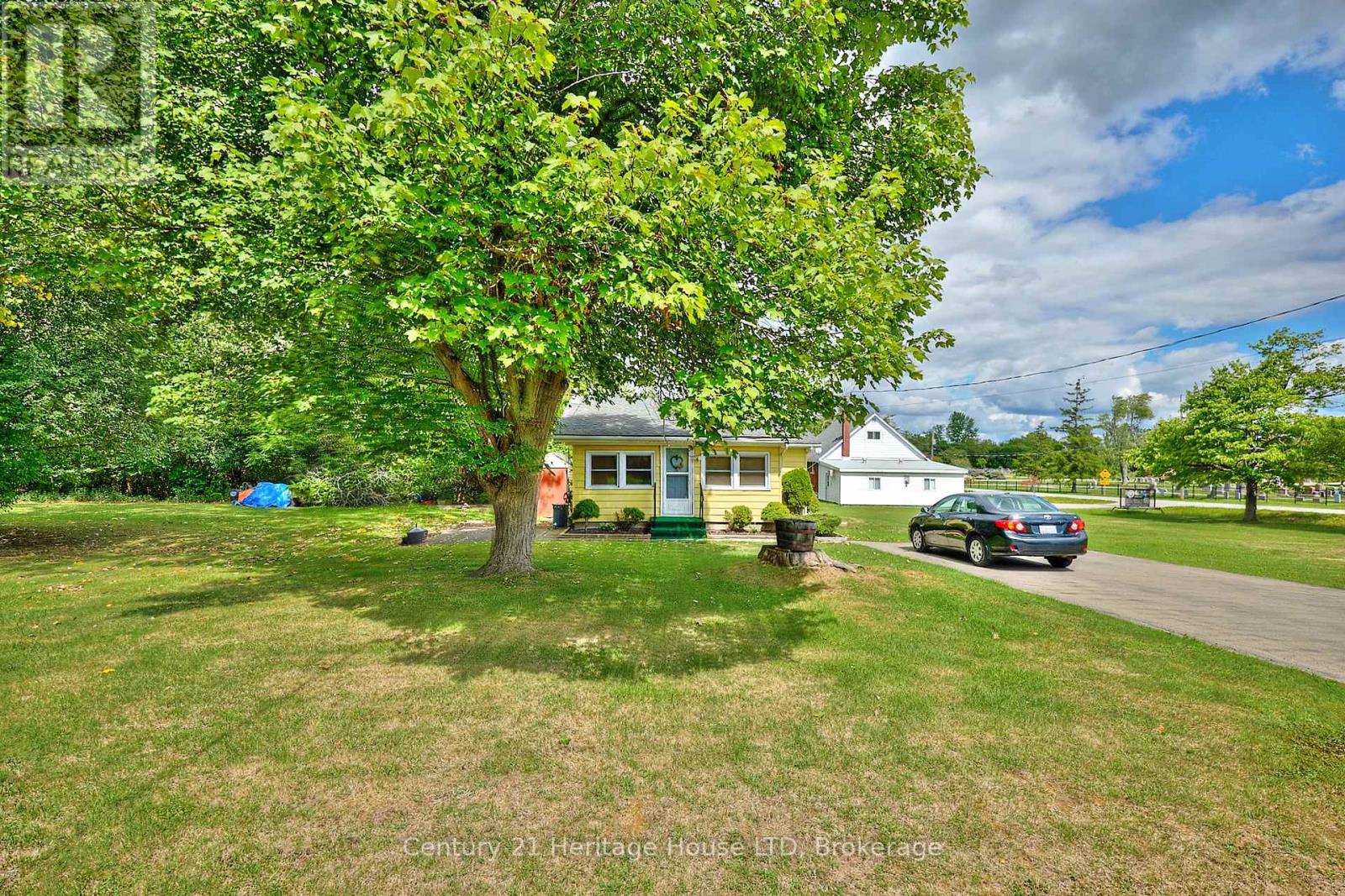 690 Bridge St, Fort Erie, ON L2A 5M4