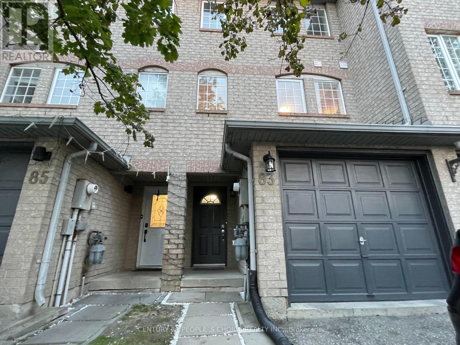83 Spadina Rd N, Brampton, ON L6X 4X6