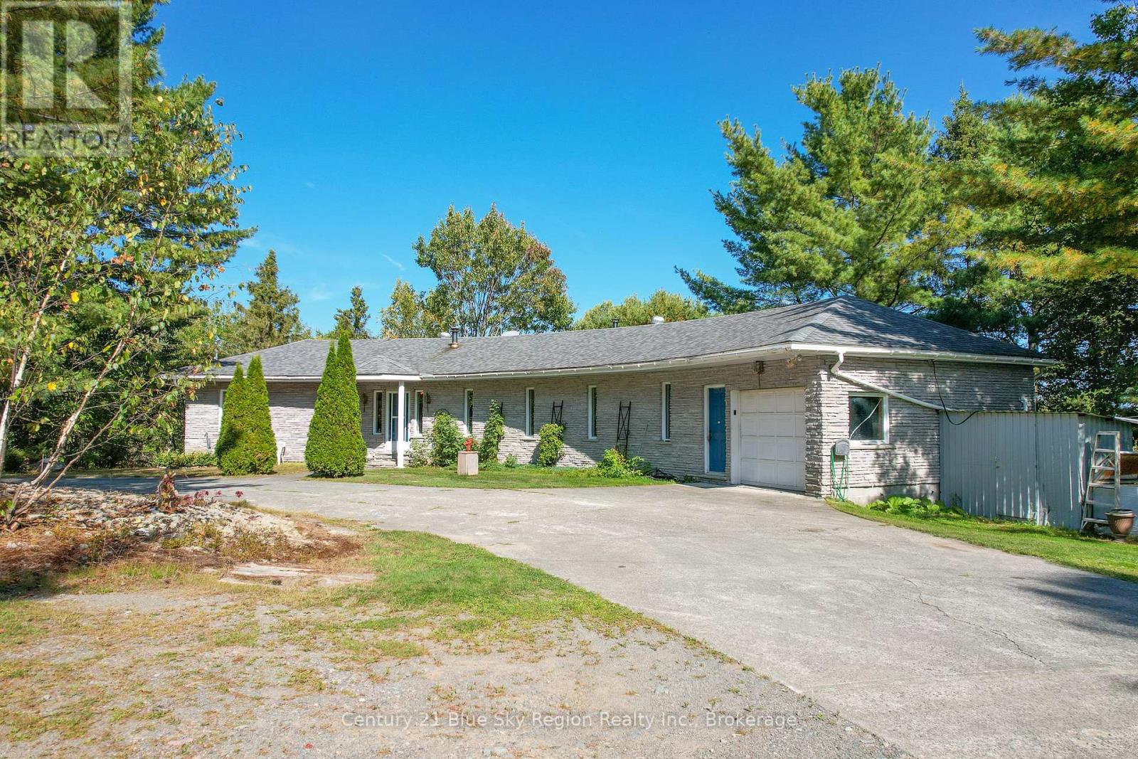 860 Deer Lake Rd, West Nipissing Warren, ON P0H 2N0