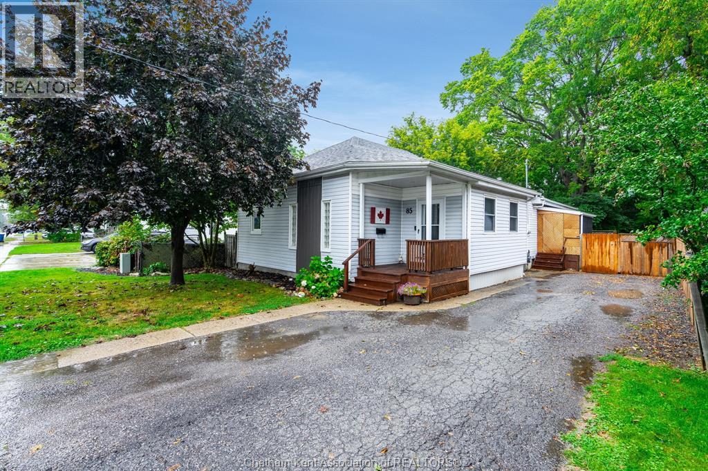 85 Sheldon Ave, Chatham, ON N7L 3M8