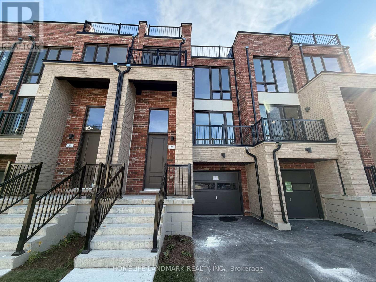 29 Bancroft Ln, Richmond Hill Jefferson, ON L4E 1M1