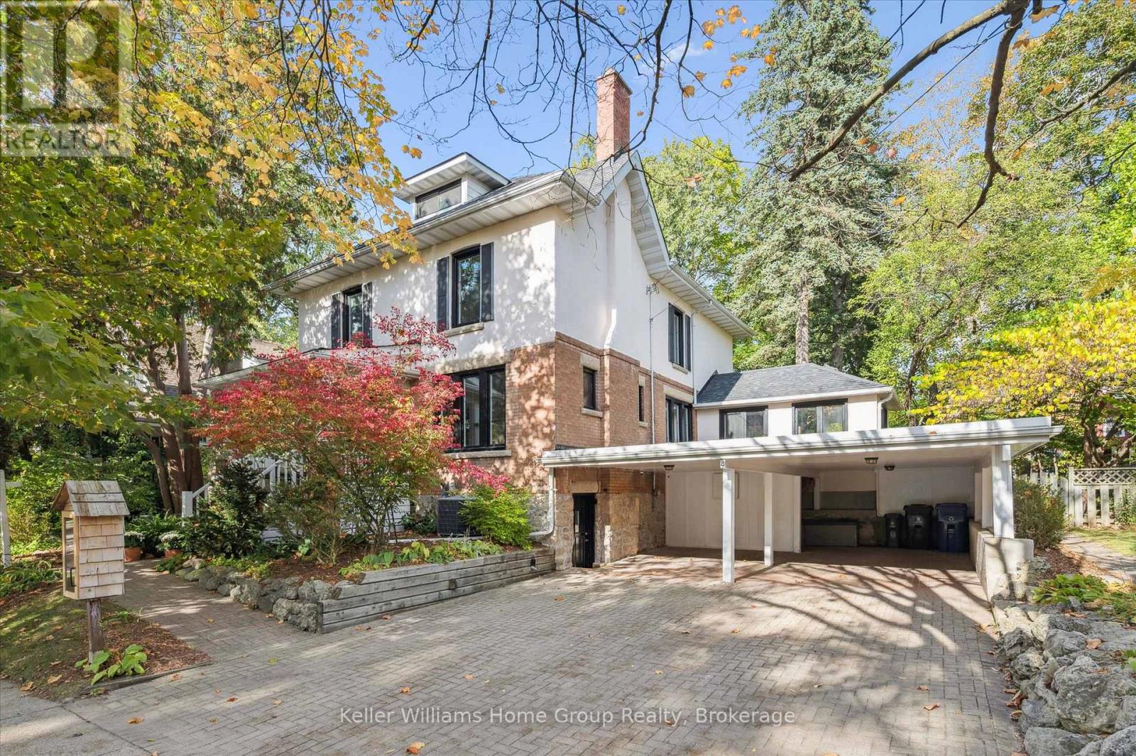 8 Crawford St, Guelph, ON N1G 1Z1