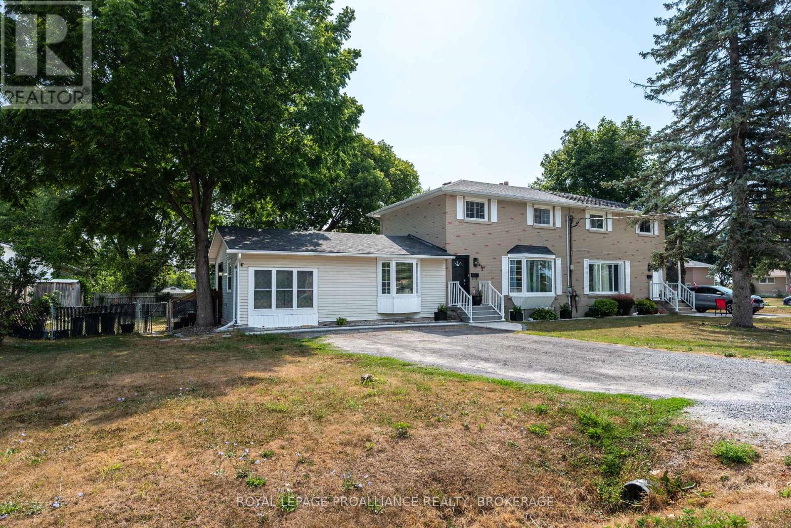1412 Mildred Street, Kingston City North Of 401, ON K7L 4V4