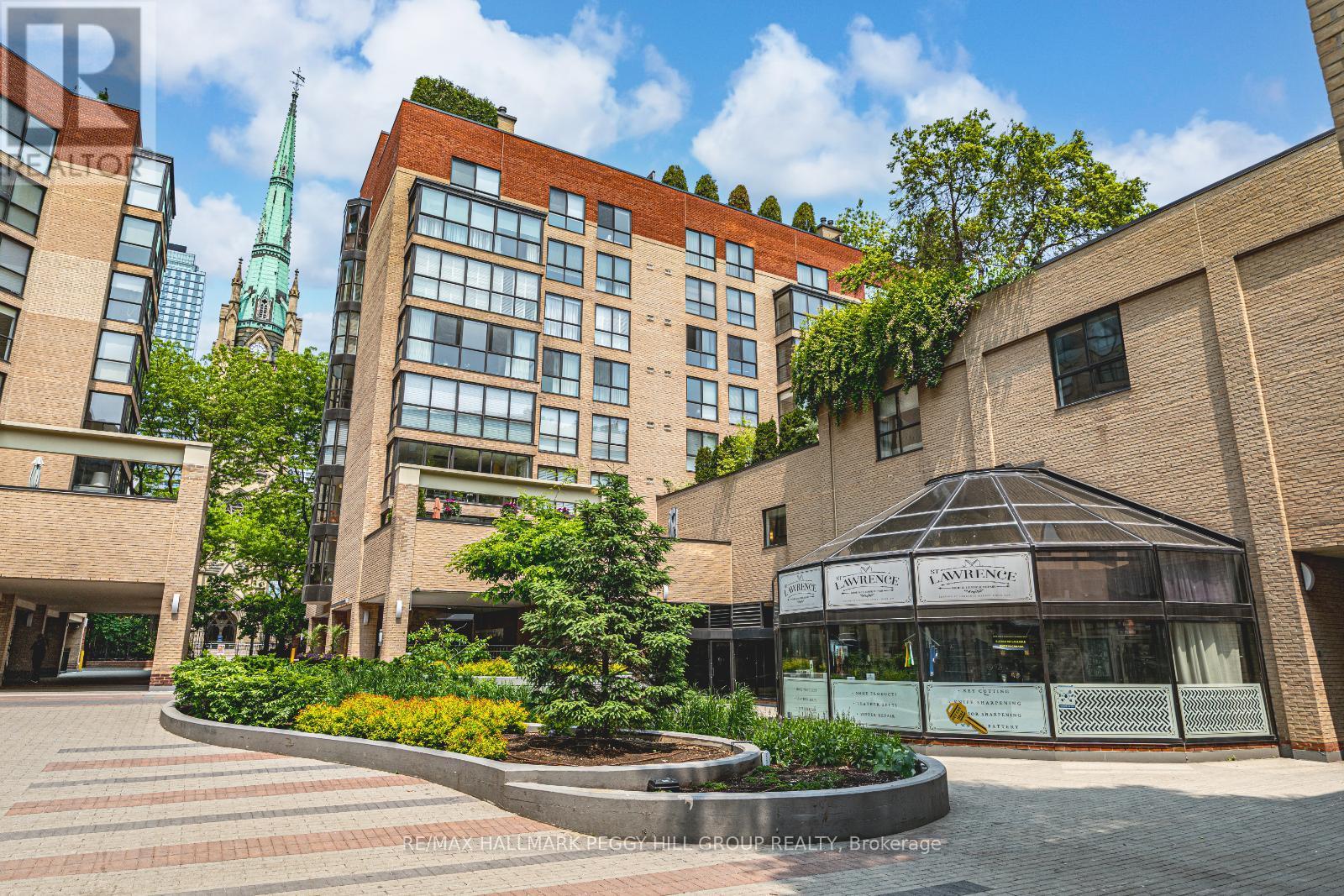 824 80 Front St E, Toronto, ON M5E 1T4