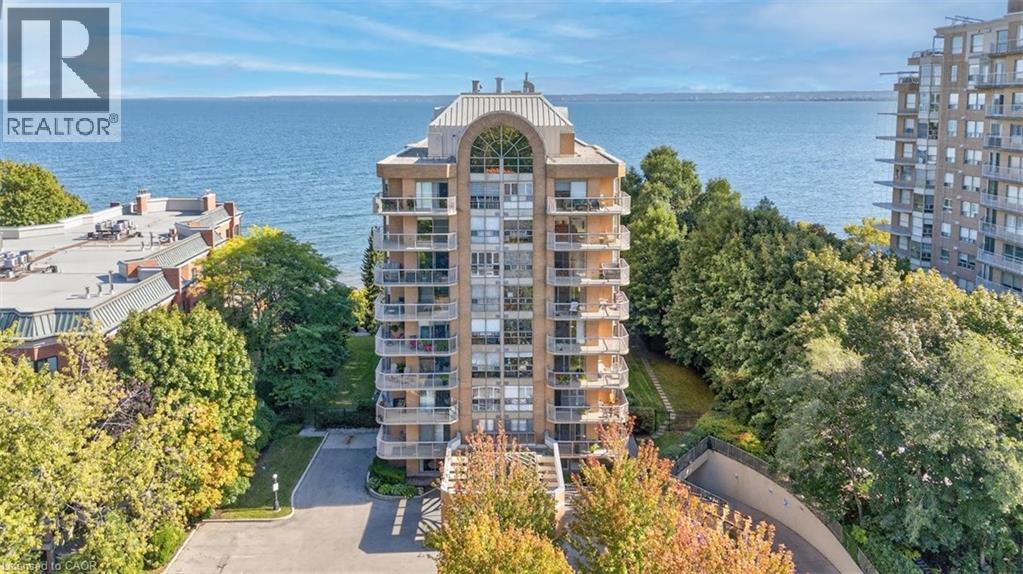 2210 Lakeshore Road Unit 203, Burlington, ON L7R 4J9