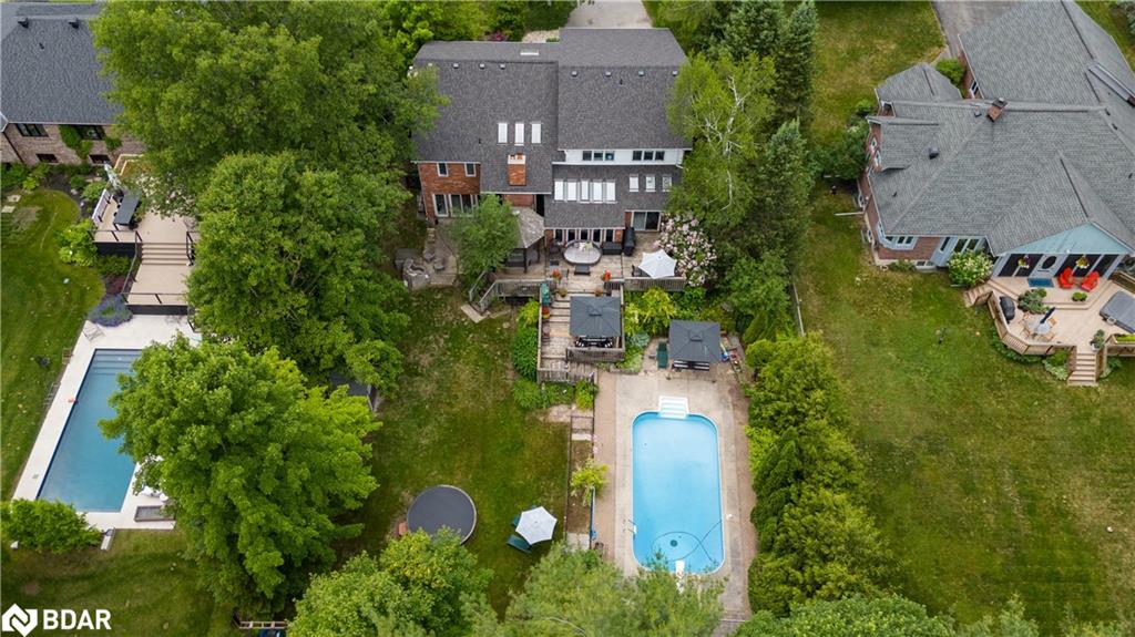 35 Jodies Ln, Springwater, ON L0L 1X1